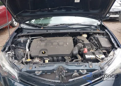 2017 Toyota Corolla Le z USA, uszkodzony, nr VIN 5YFBURHE0HP597542